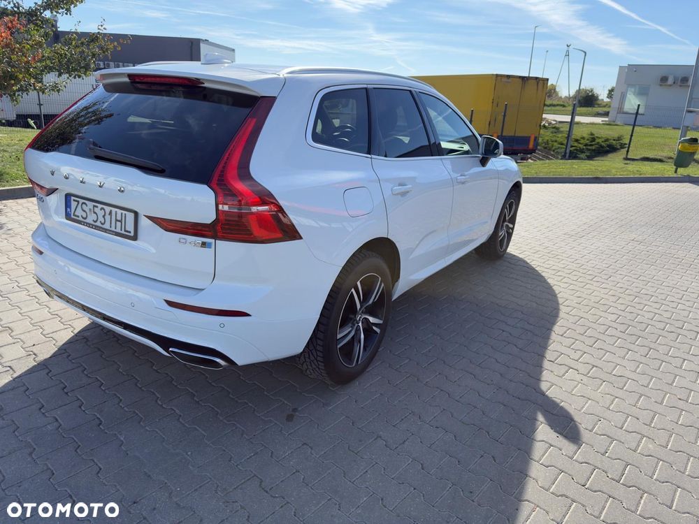 Volvo XC 60 D4 AWD R-Design - 5