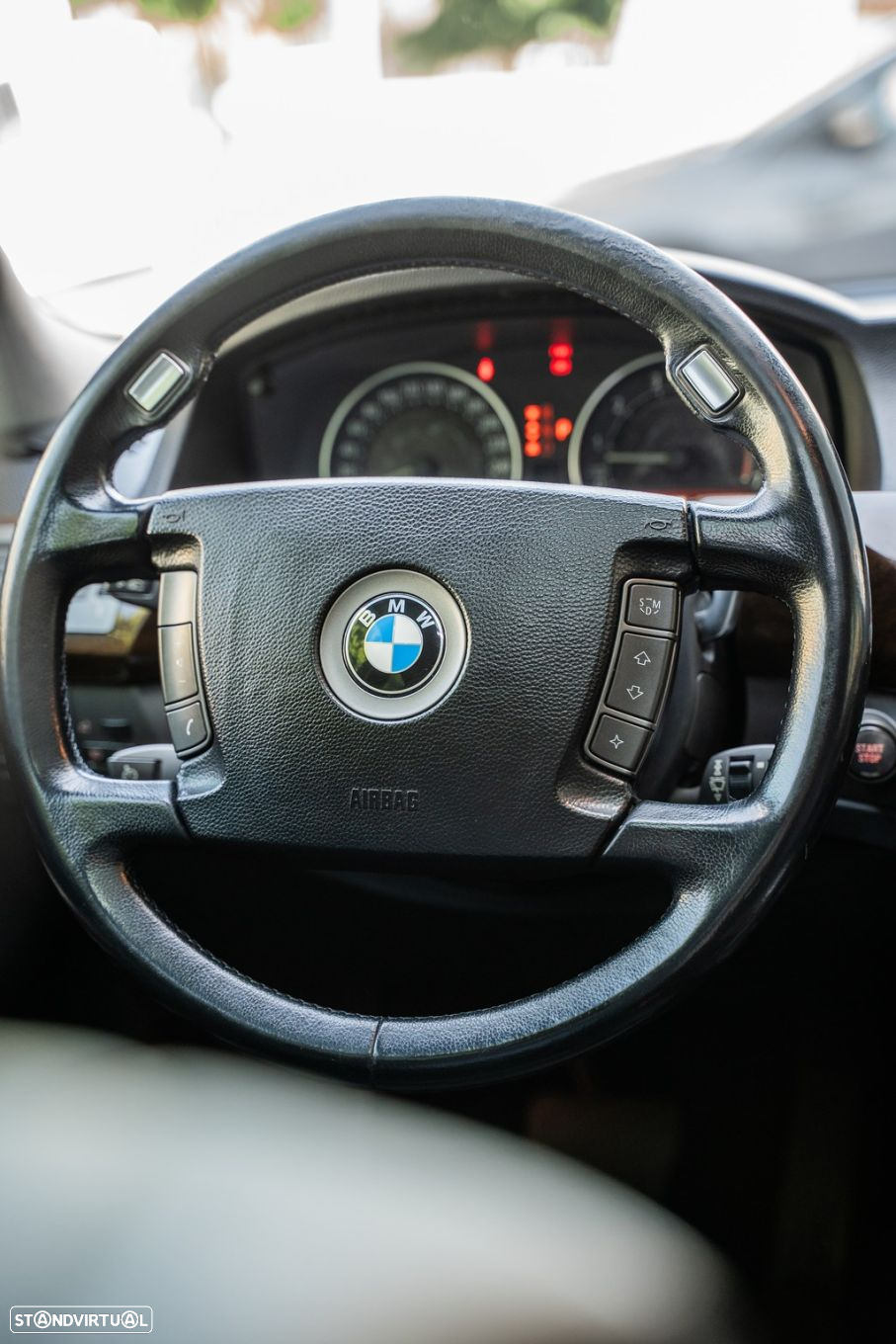 BMW 745 i LA - 43