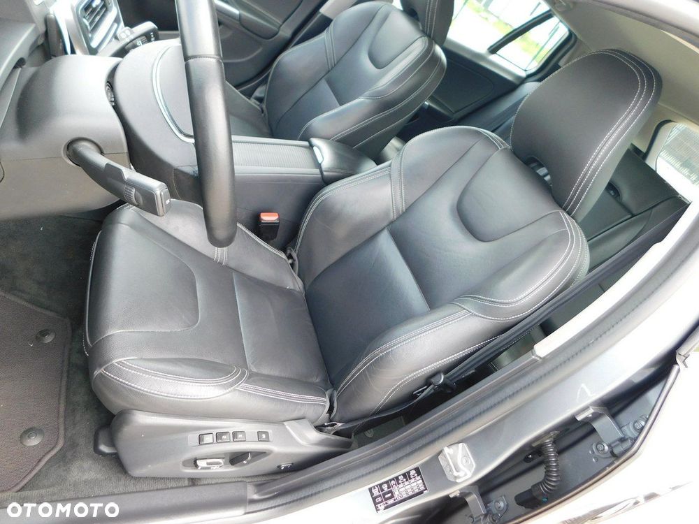 Volvo V60 D3 Drive-E Dynamic Edition (Momentum) - 15