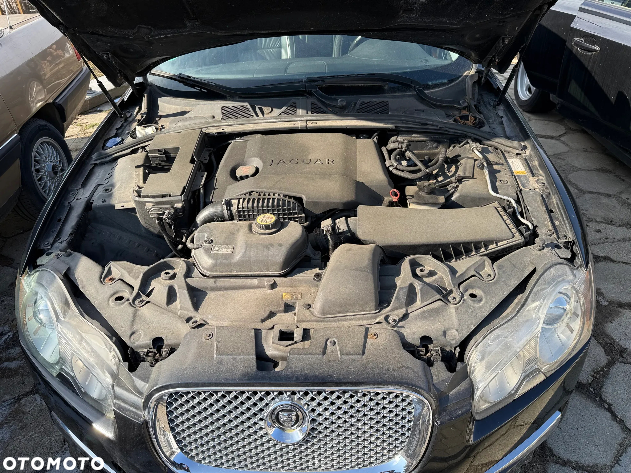 Jaguar XF 2.7 V6 D Luxury - 9