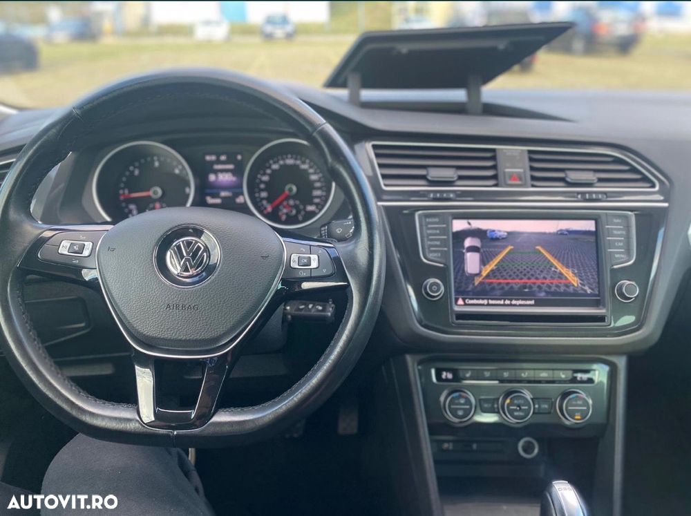 Volkswagen Tiguan 2.0 TDI SCR 4MOTION BlueMotion Technology DSG Exclusive - 5