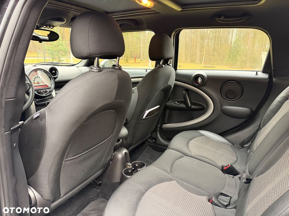 MINI Countryman Cooper D - 16