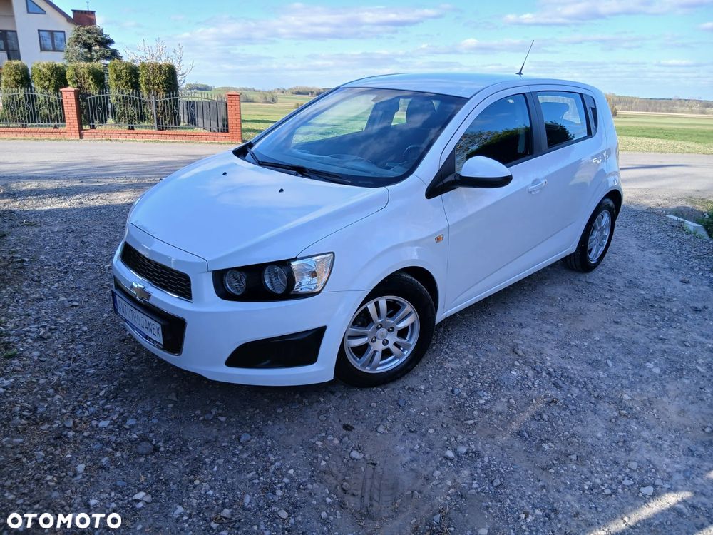 Chevrolet Aveo 1.4 16V LT - 3