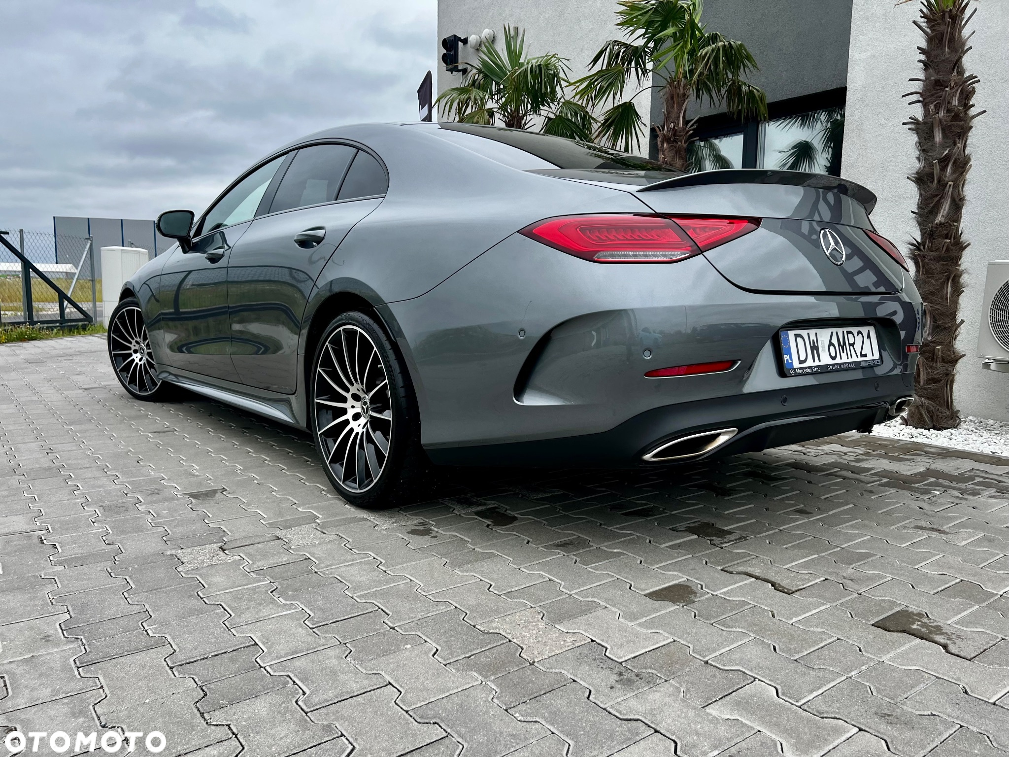 Mercedes-Benz CLS - 6