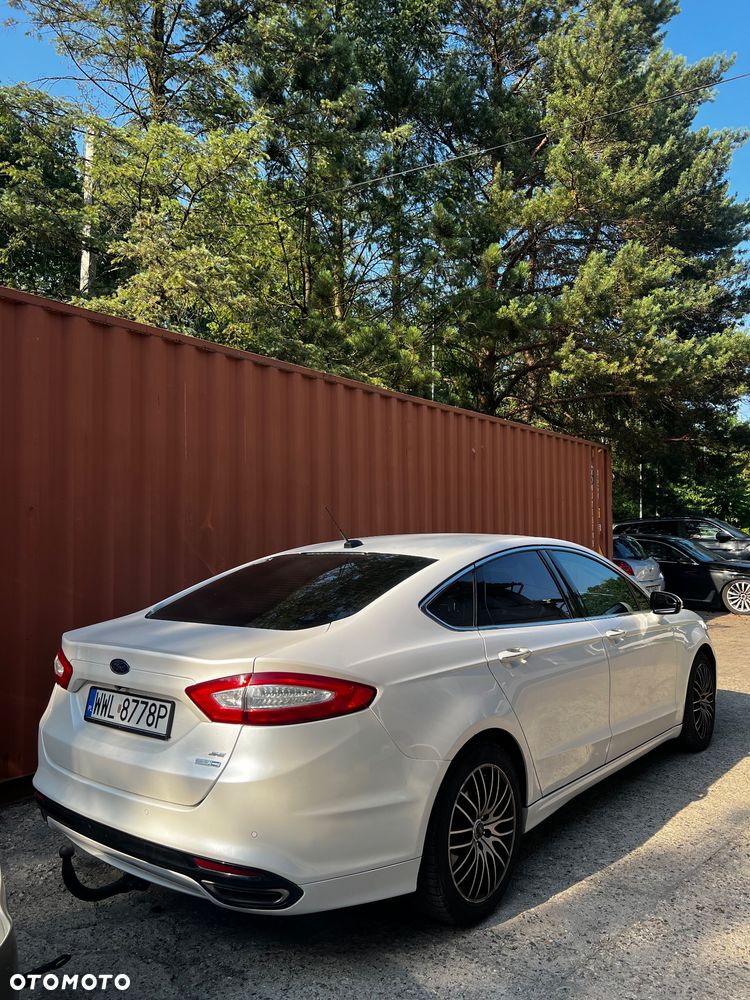 Ford Fusion 2.0 EcoBoost Titanium - 3