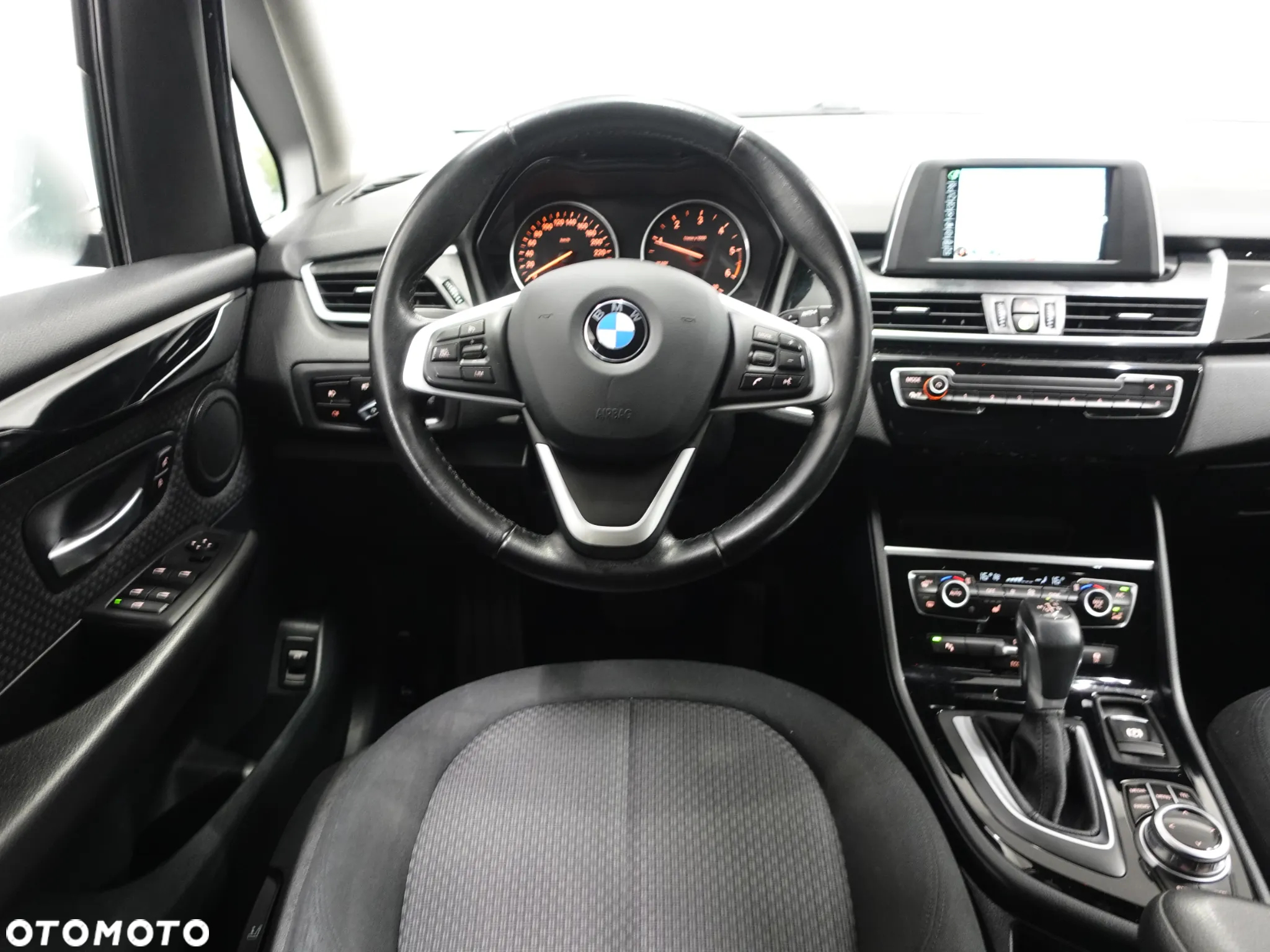 BMW Seria 2 218d Gran Tourer Advantage - 32