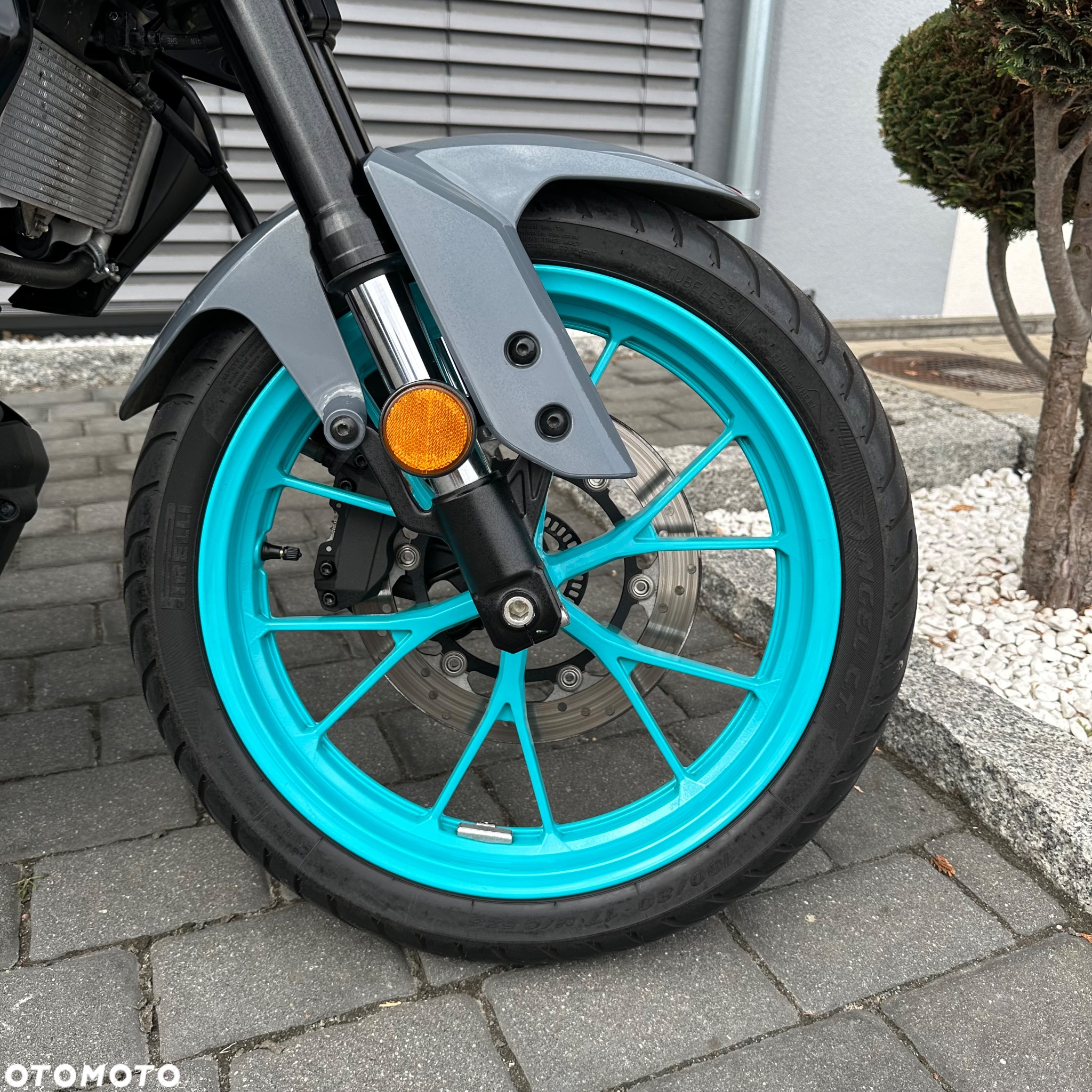 Yamaha MT - 7