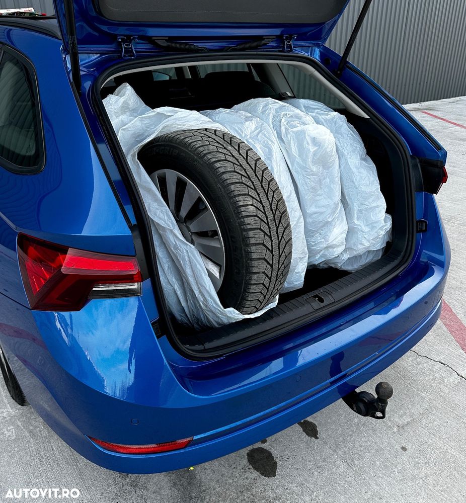 Skoda Octavia Combi 2.0 TDI Ambition - 8