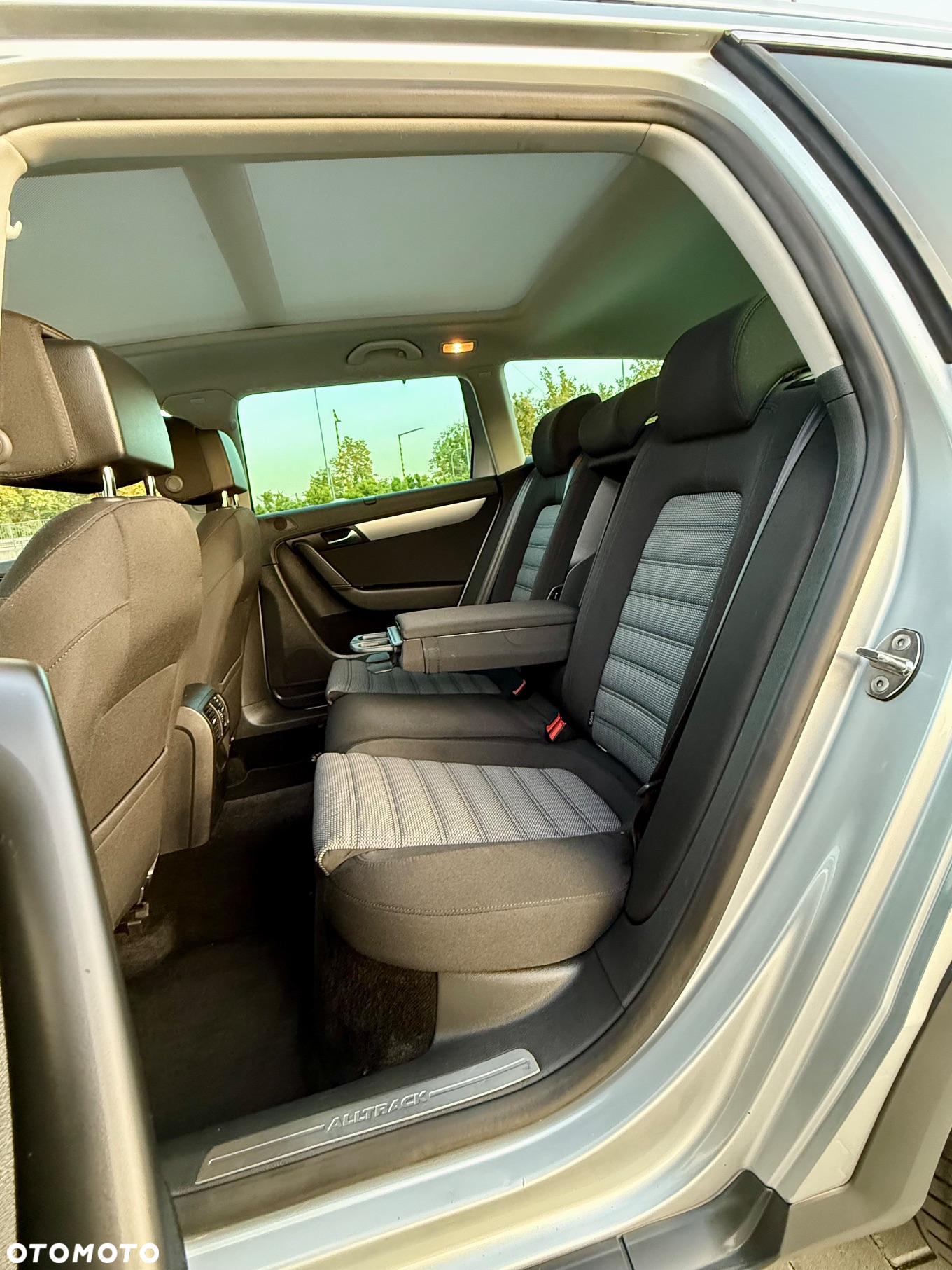 Volkswagen Passat Alltrack 2.0 TDI - 12