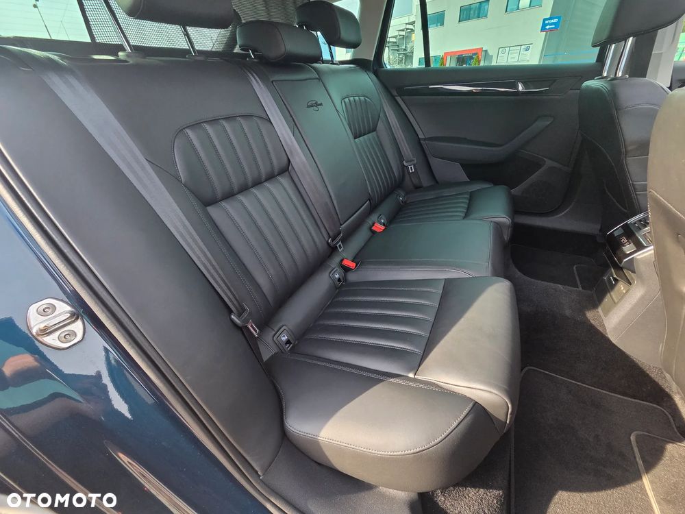 Skoda Superb 2.0 TSI 4x4 L&K DSG - 31