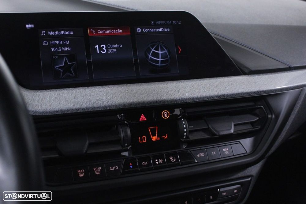 BMW 116 d Pack Desportivo M - 29