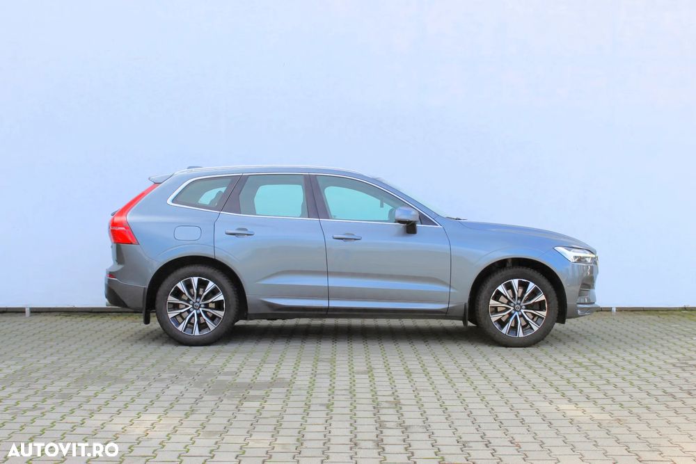 Volvo XC 60 D4 AWD Momentum - 6