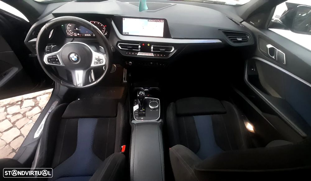 BMW M135i xDrive Edition Colorvision - 14