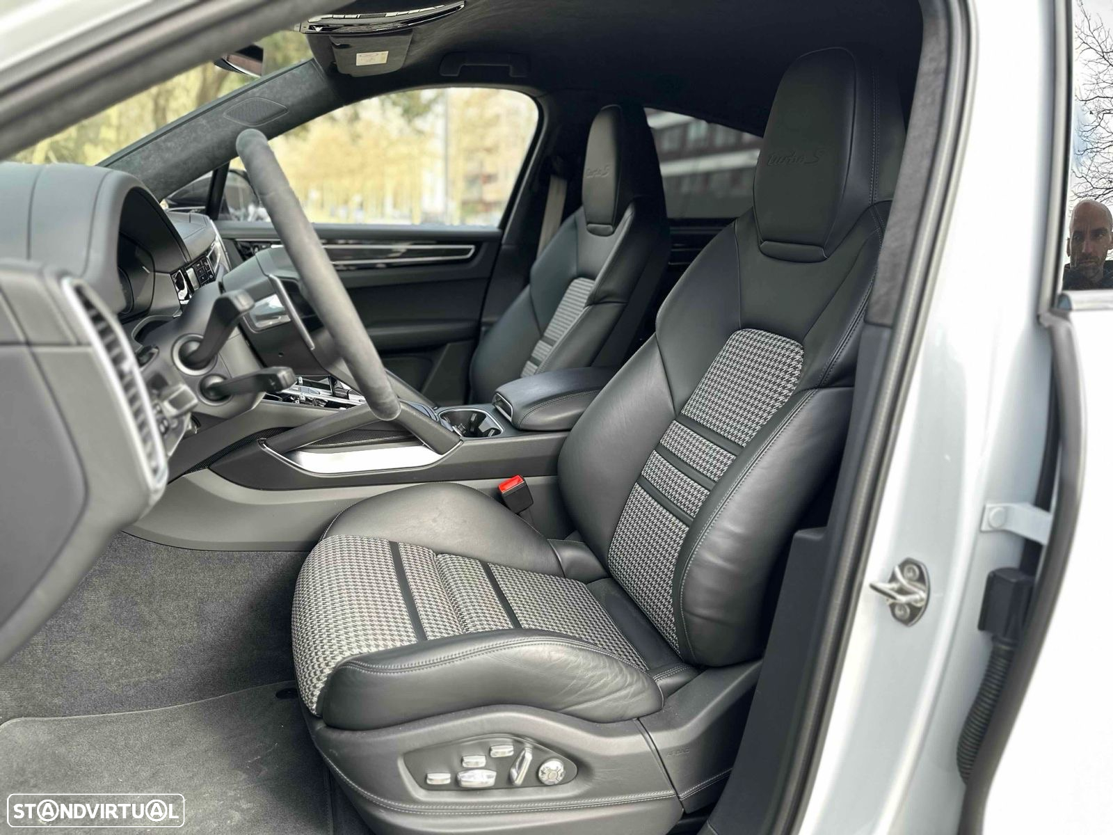 Porsche Cayenne Coupé Turbo S E-Hybrid - 30