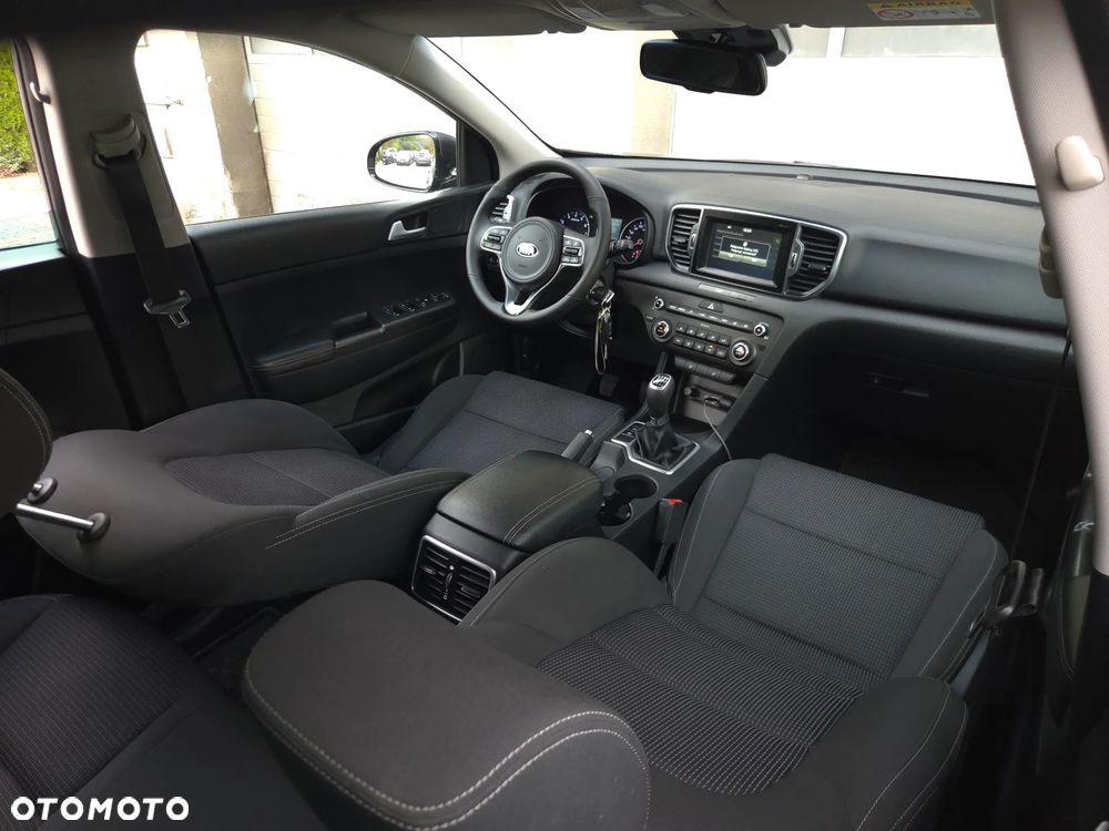 Kia Sportage 1.6 GDI 2WD DREAM-TEAM EDITION - 29
