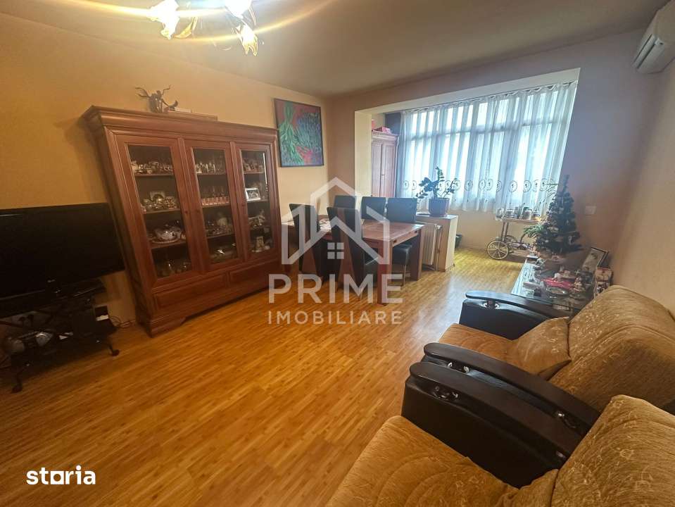 Apartament 3 camere| 90 mp | zona Cetate — fotografia 1