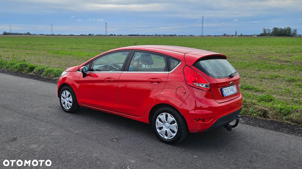 Ford Fiesta 1.25 Ambiente EU5 - 4