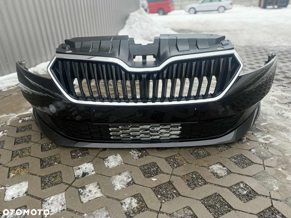 Skoda Fabia III Lift Zderzak Przód Przedni 18-21 Kolor: LF9R - 10