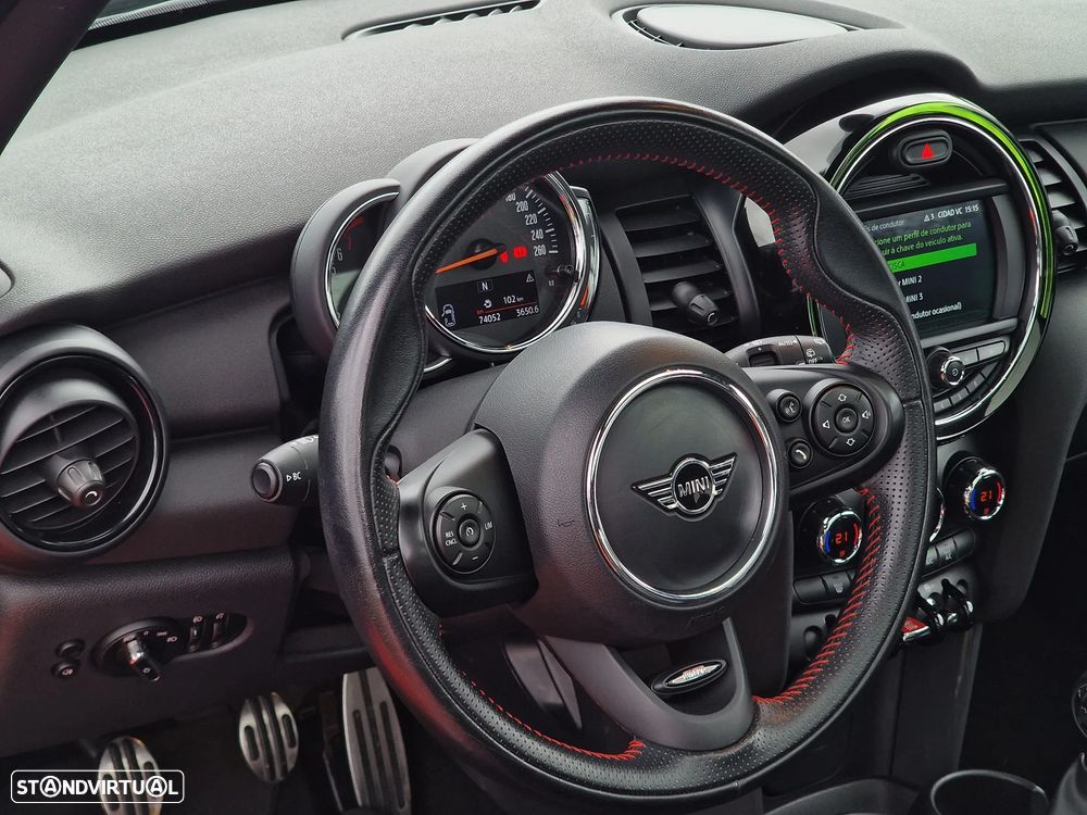 MINI 3 Portas One - 15