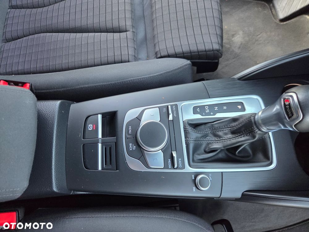Audi A3 Sportback 40 TFSI Quattro Sport S tronic - 18
