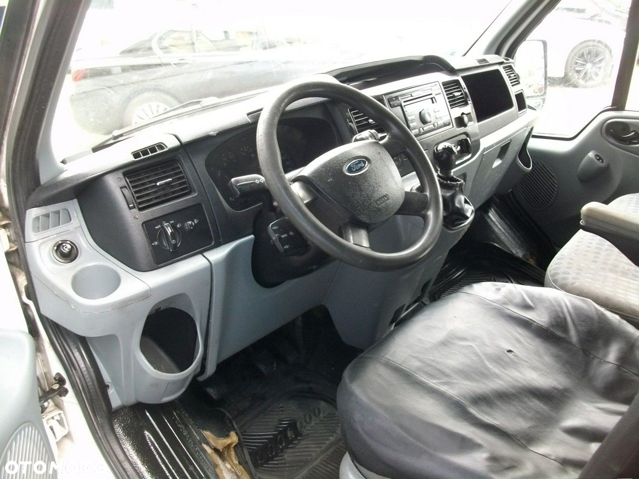 Ford Transit - 6