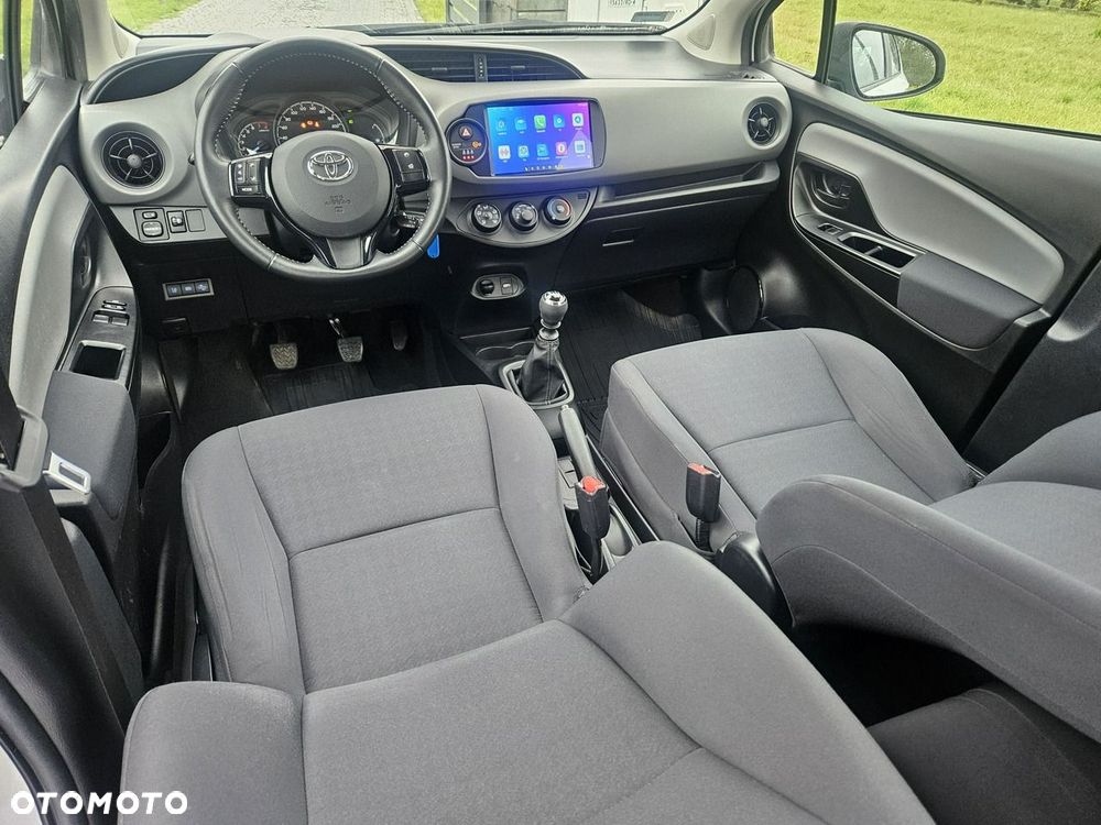 Toyota Yaris - 7