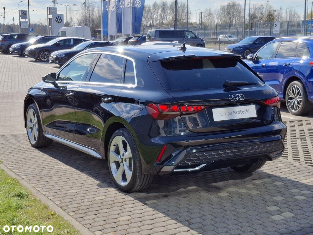 Audi A3 Sportback - 4