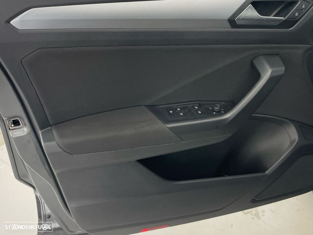 VW T-Roc 1.0 TSI Life - 16