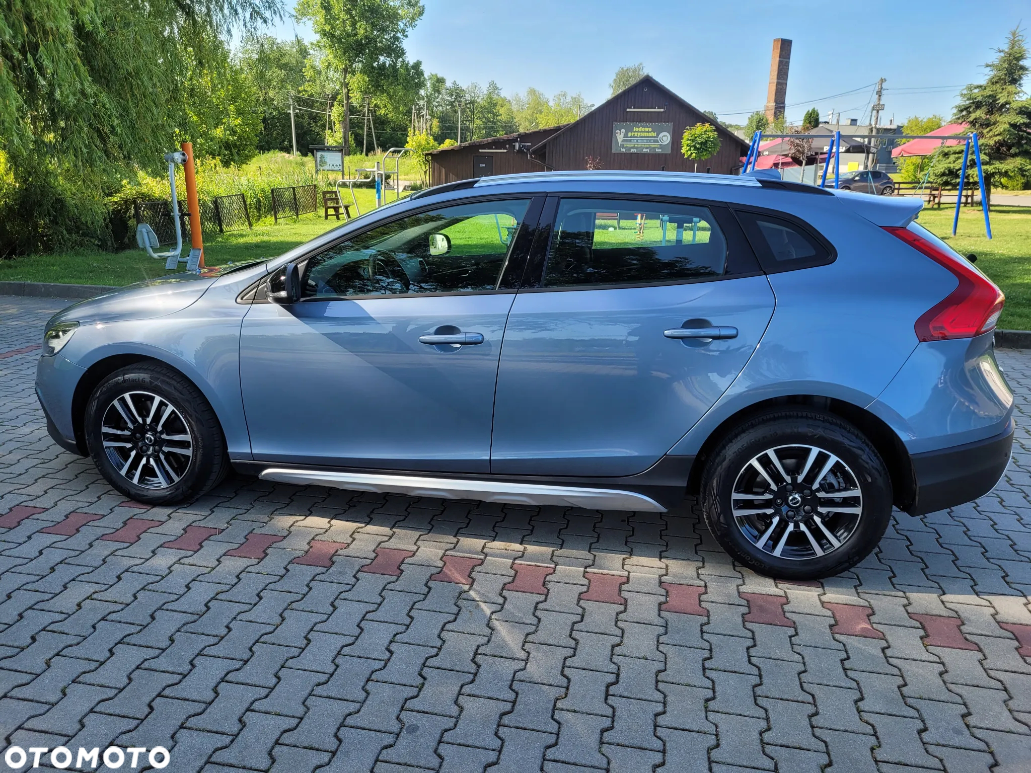 Volvo V40 T3 Drive-E Momentum - 14
