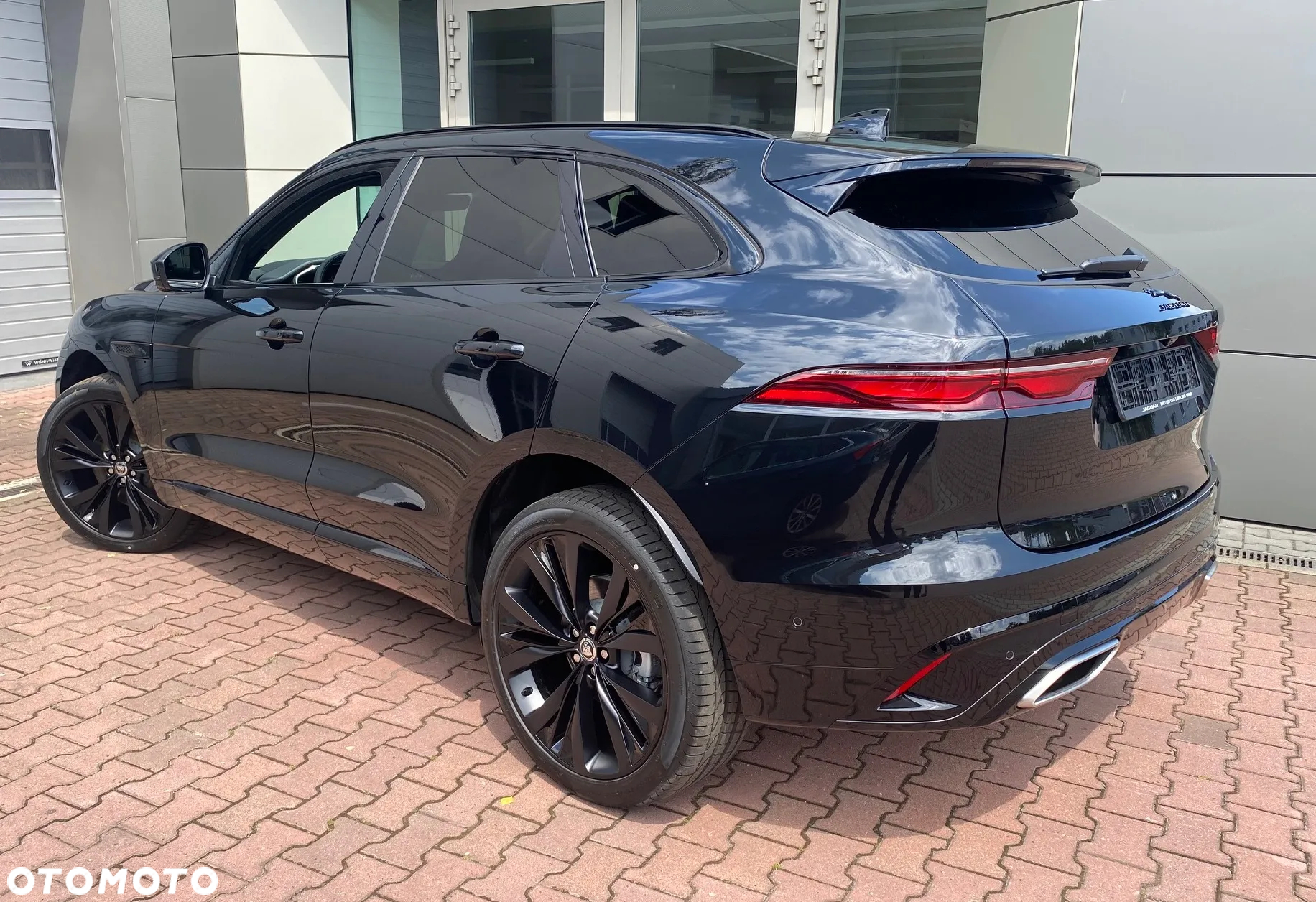Jaguar F-Pace 3.0 P400 mHEV AWD 400 Sport - 2