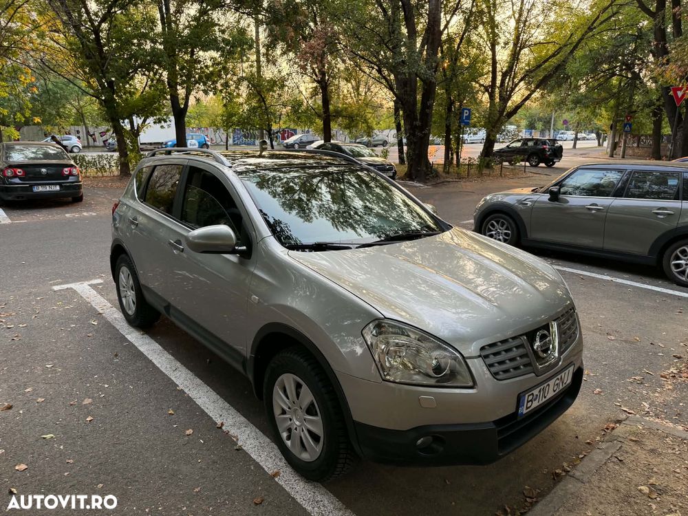 Nissan Qashqai - 1