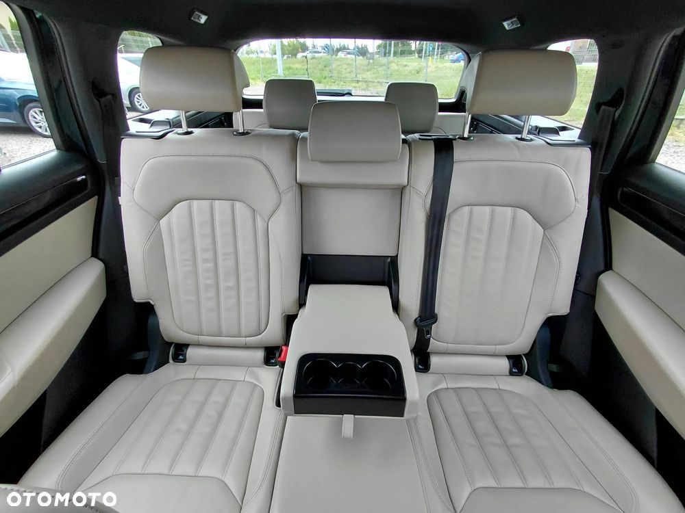 Skoda Kodiaq 1.5 TSI ACT 4x2 L&K DSG 7os - 9
