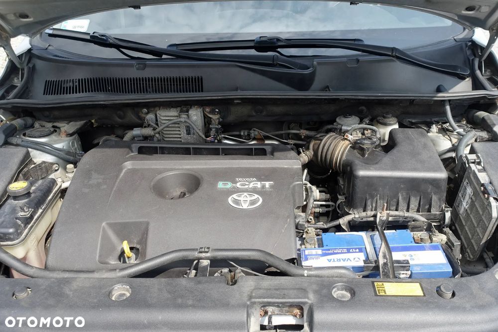 Toyota RAV4 2.2 D-CAT Premium - 30
