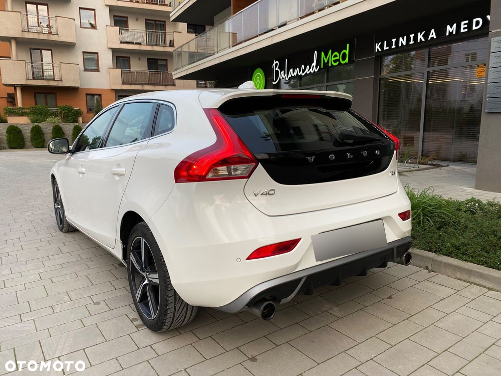 Volvo V40 T4 Drive-E R-Design Momentum - 5