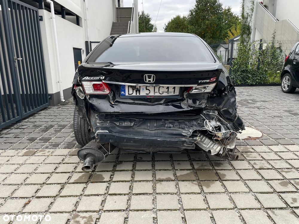 Honda Accord ver-2-4-type--s-navi - 30