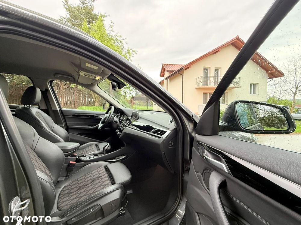 BMW X1 xDrive18d xLine - 26
