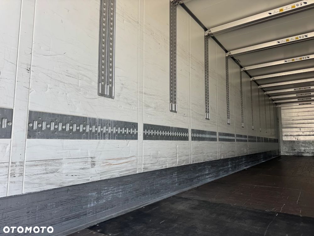 Schmitz Cargobull Izoterma , Doppelstock, oś podnoszona, 184.000 km!! - 14