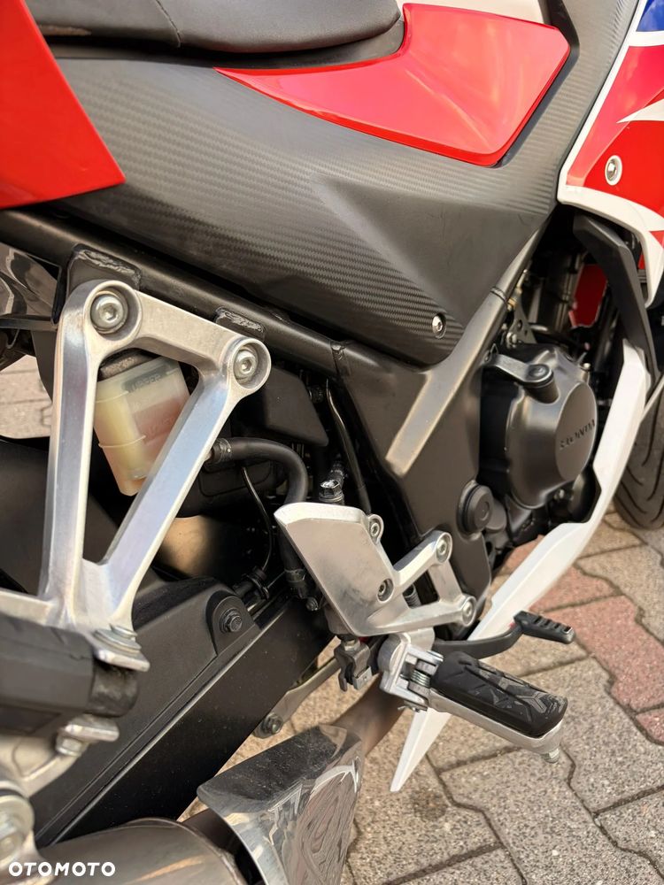 Honda CBR - 15