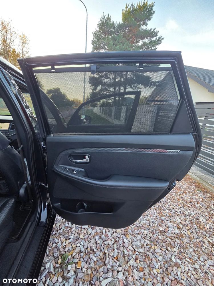 Kia Carens 1.7 CRDi 141 ISG Spirit - 4