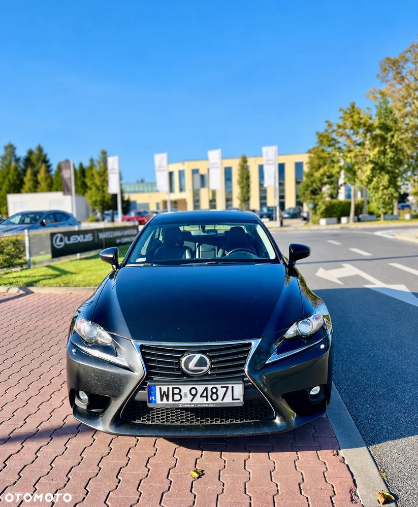 Lexus IS 200t Elite - 14
