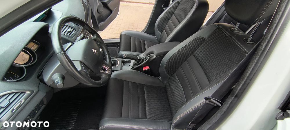 Renault Megane - 7