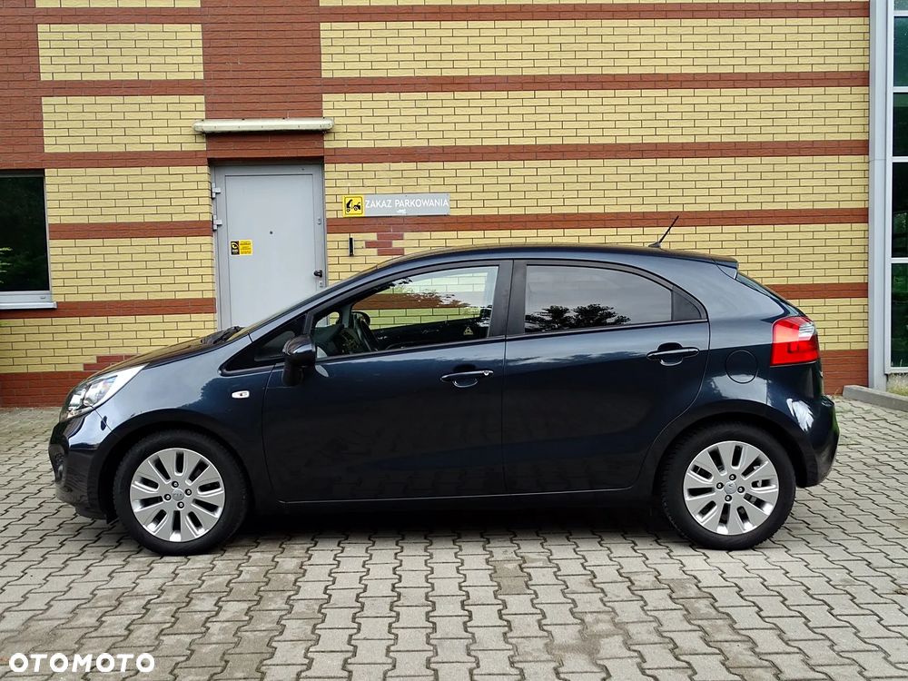 Kia Rio 1.2 Dream Team Edition - 10