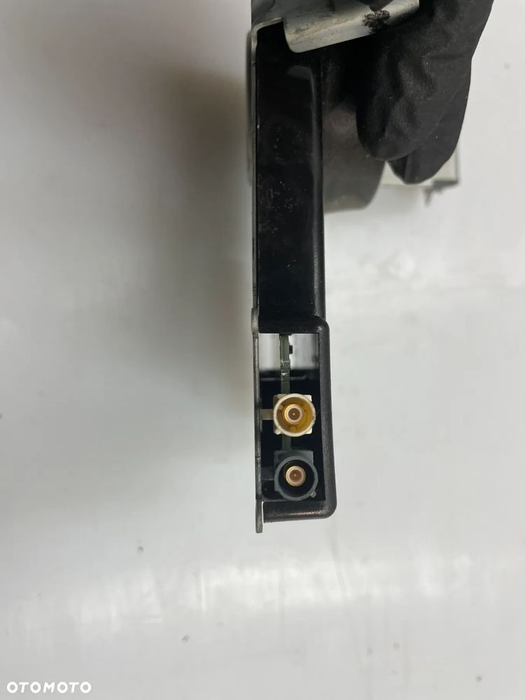 Wzmacniacz anteny Audi A3 8P 8P4035225D - 3