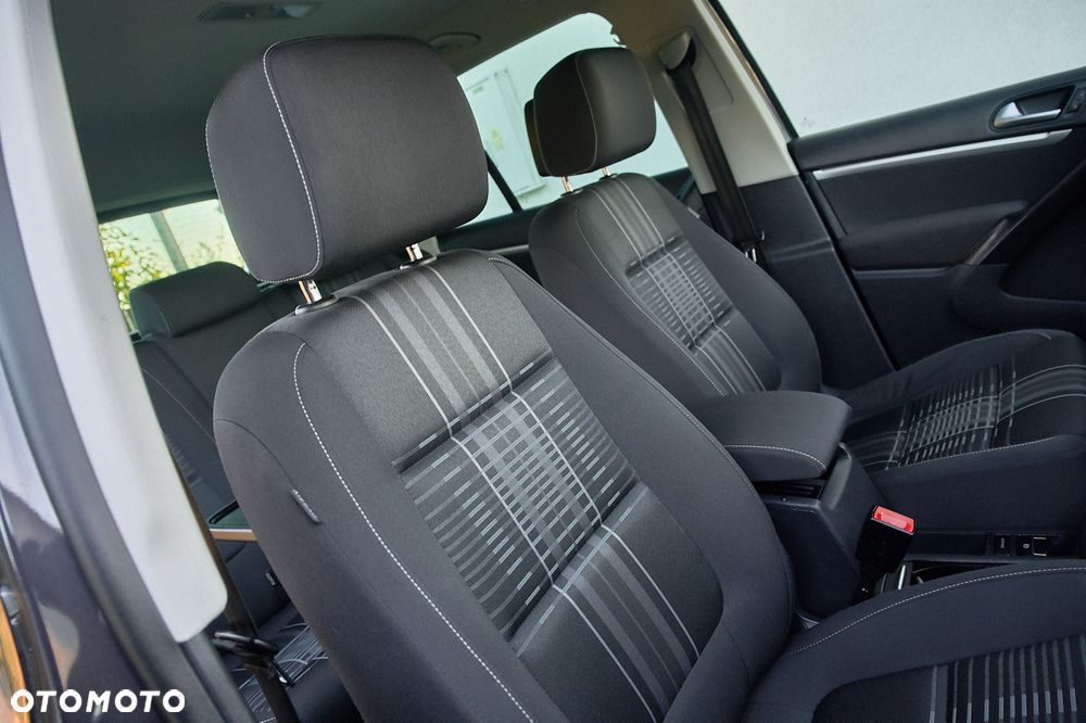 Volkswagen Tiguan 2.0 TDI DPF 4Motion DSG Lounge Track & Style - 23