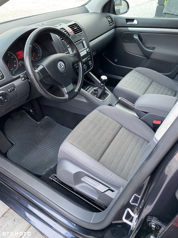 Volkswagen Golf 1.6 United - 37