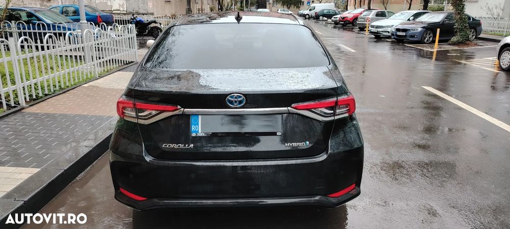 Toyota Corolla 1.8 HSD Dynamic - 2