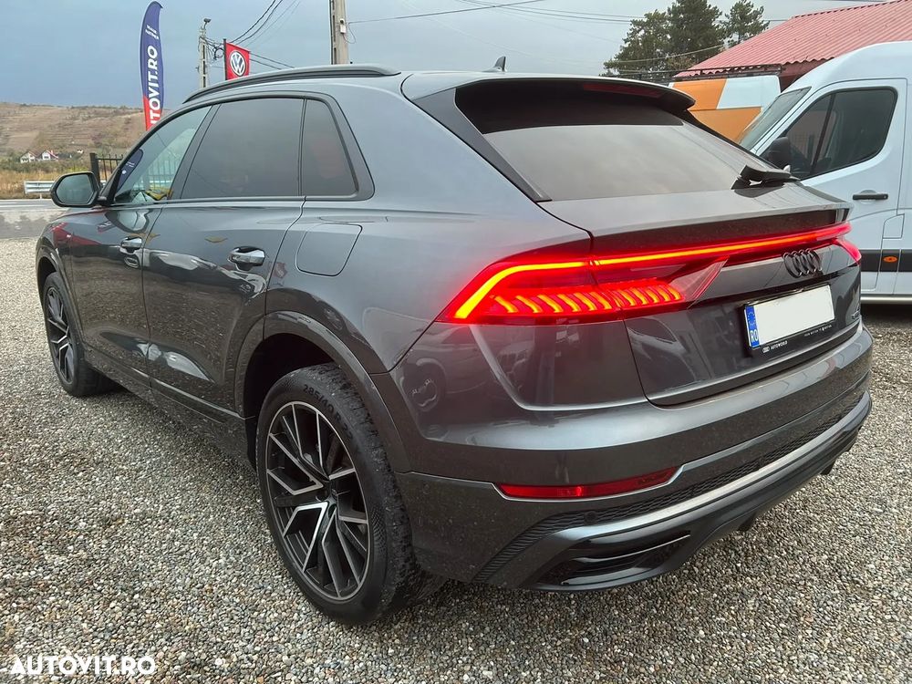 Audi Q8 3.0 55 TFSI e quattro Tiptronic - 2