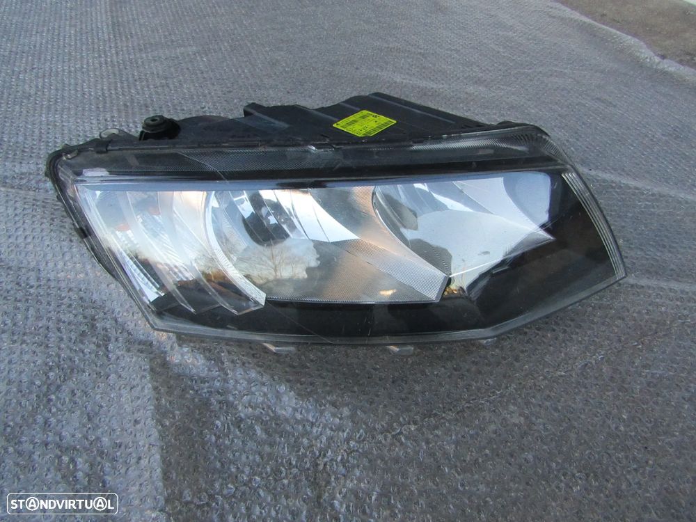 Farol skoda octavia ( ver descrição) lado direito - 2