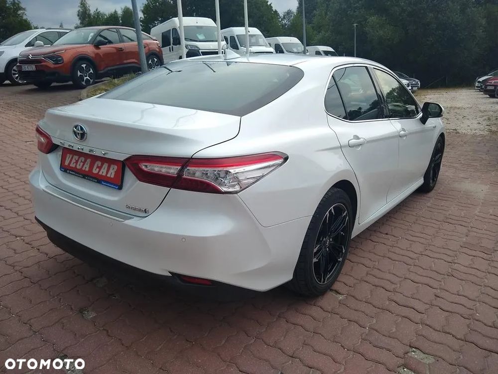 Toyota Camry ver-2-5-hybrid-executive-cvt - 34