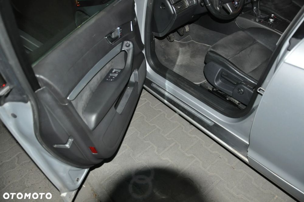 Audi A6 Avant 2.0 TDI - 4